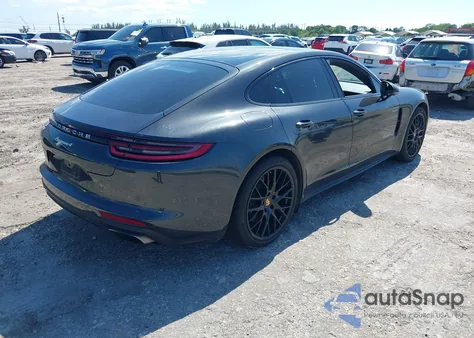 2020 Porsche Panamera E-Hybrid 4/4 10 Years Edition из США, поврежденный, VIN WP0AE2A79LL132755